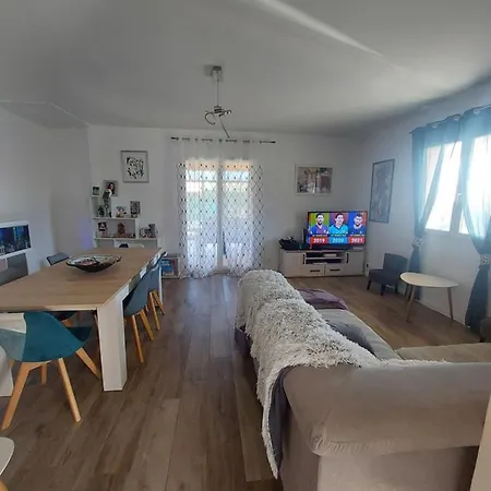 ホテル Maison Familiale 3 Doubles- 6 A 8 Couchages アジャクシオ